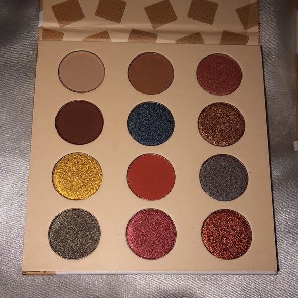 Beauty Bakerie Do It For The Graham 12 Pan Eyeshadow Palette 9.6g NIB - Picture 3 of 12